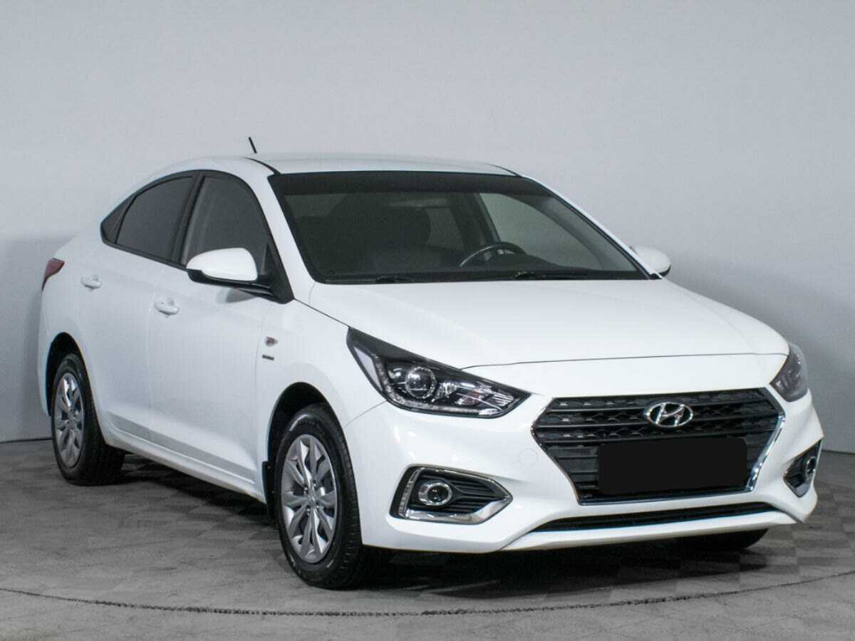 Купить Hyundai Solaris с пробегом. Фото: #2
