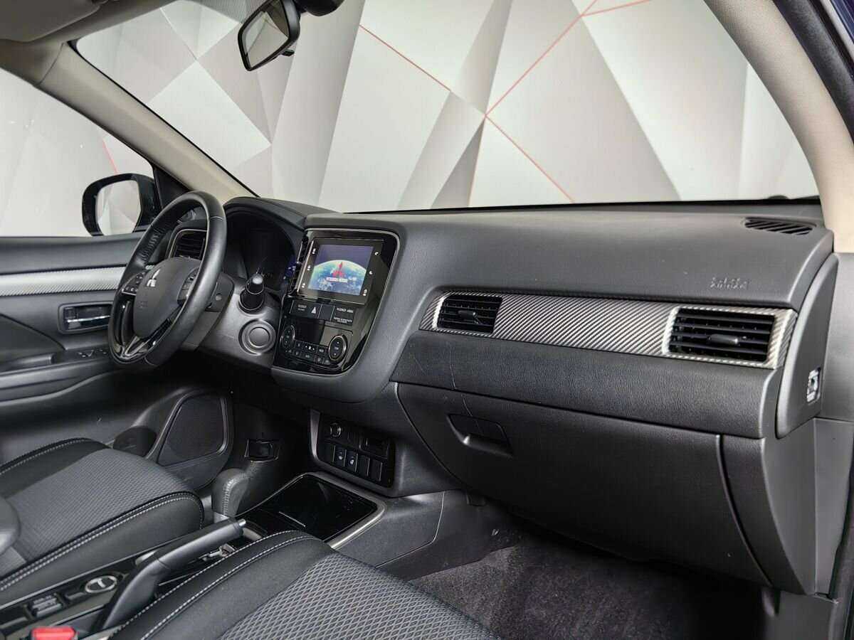 Купить Mitsubishi Outlander с пробегом. Фото: #8