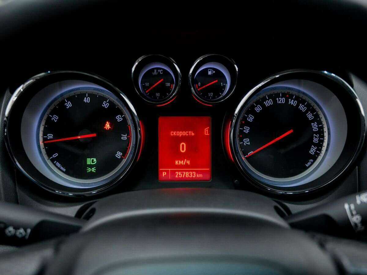 Купить Opel Astra с пробегом. Фото: #14