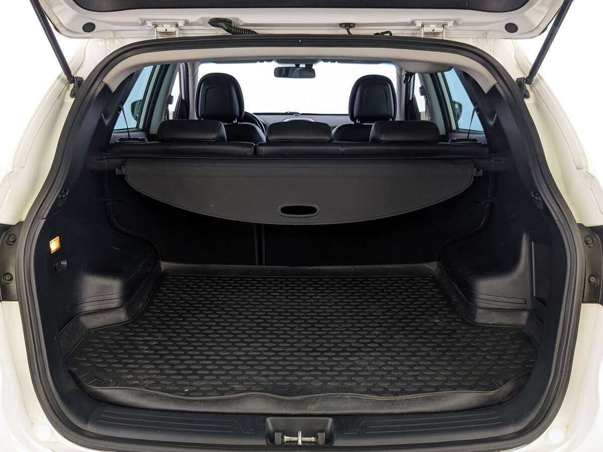 Купить Hyundai ix35 с пробегом. Фото: #9