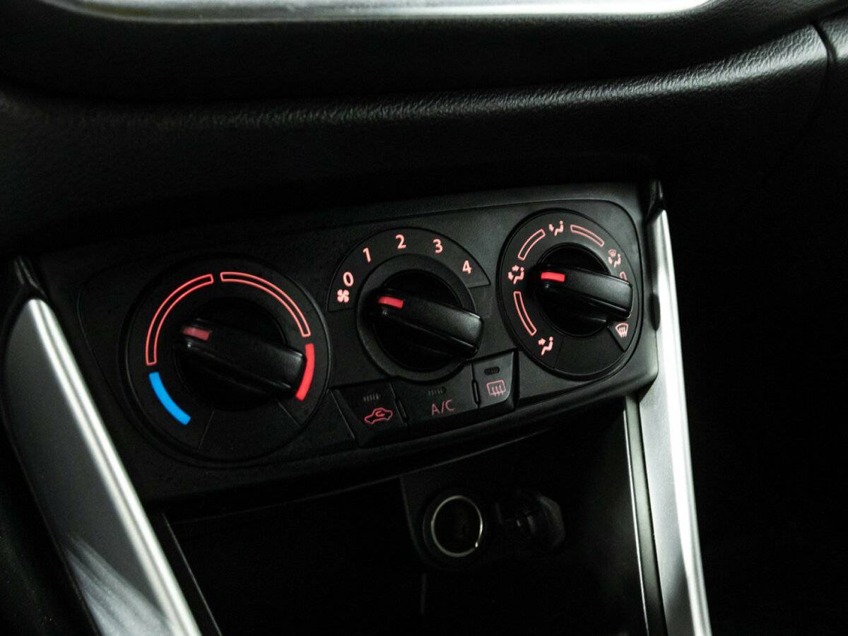 Купить Suzuki SX4 с пробегом. Фото: #15