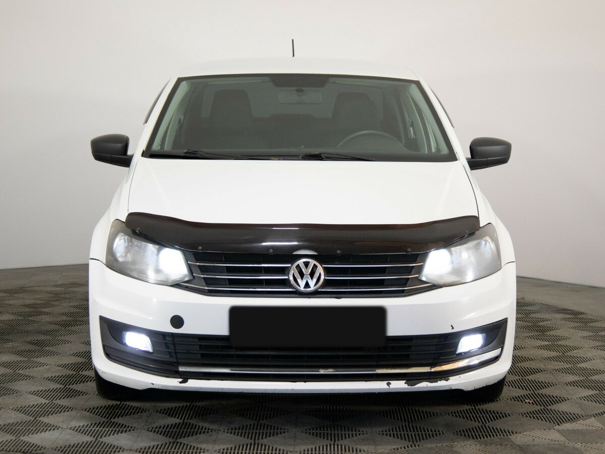 Купить Volkswagen Polo с пробегом. Фото: #1