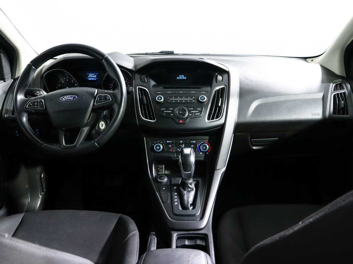 Купить Ford Focus с пробегом. Фото: #9