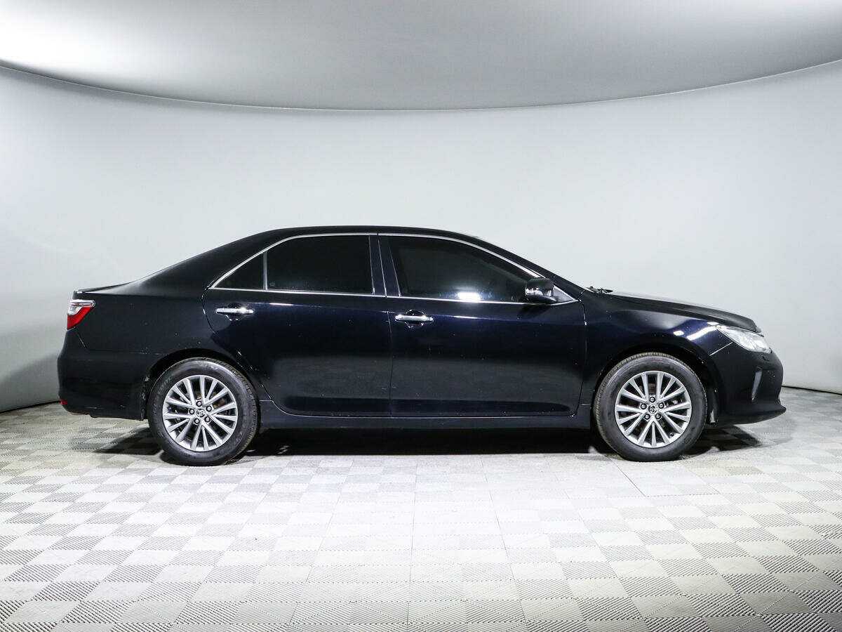 Купить Toyota Camry с пробегом. Фото: #3