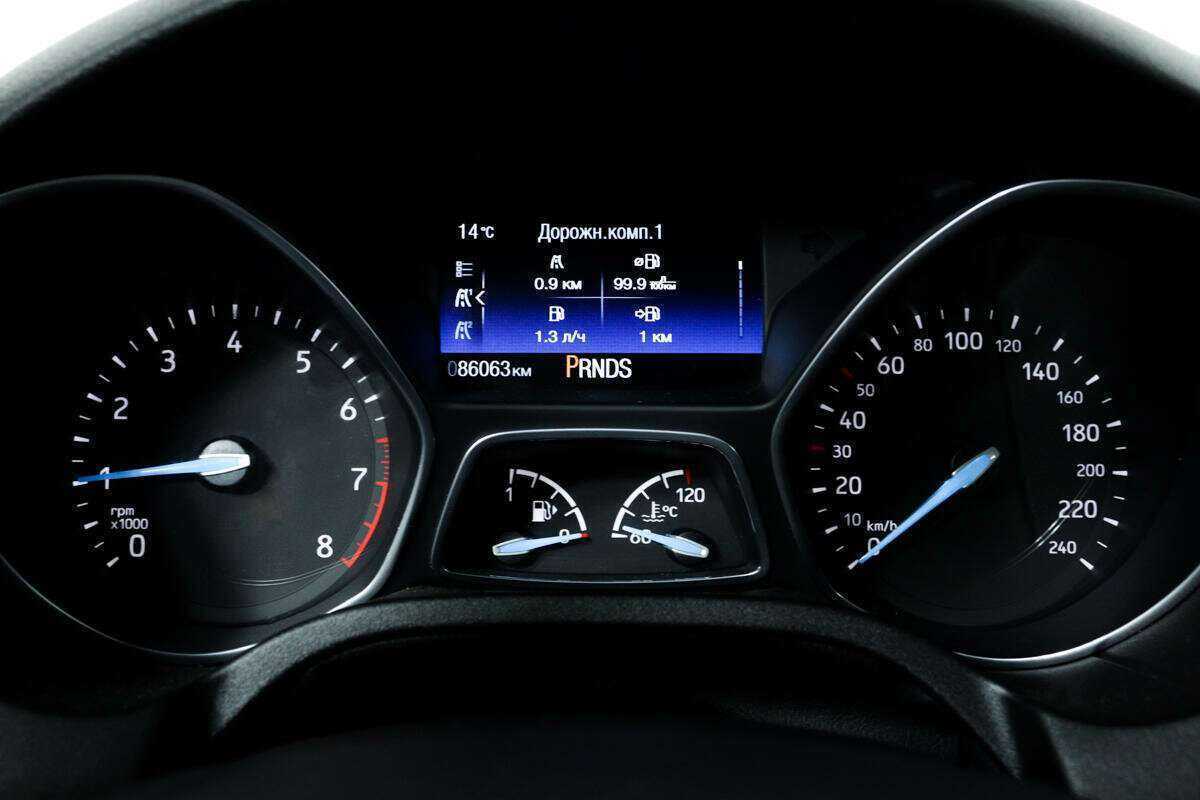 Купить Ford Focus с пробегом. Фото: #9