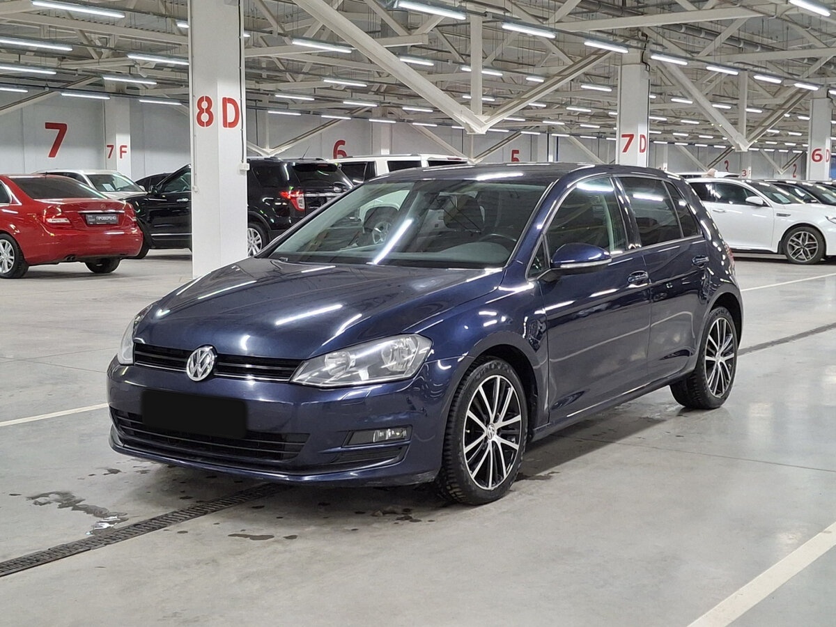 Купить Volkswagen Golf с пробегом. Посмотреть фото
