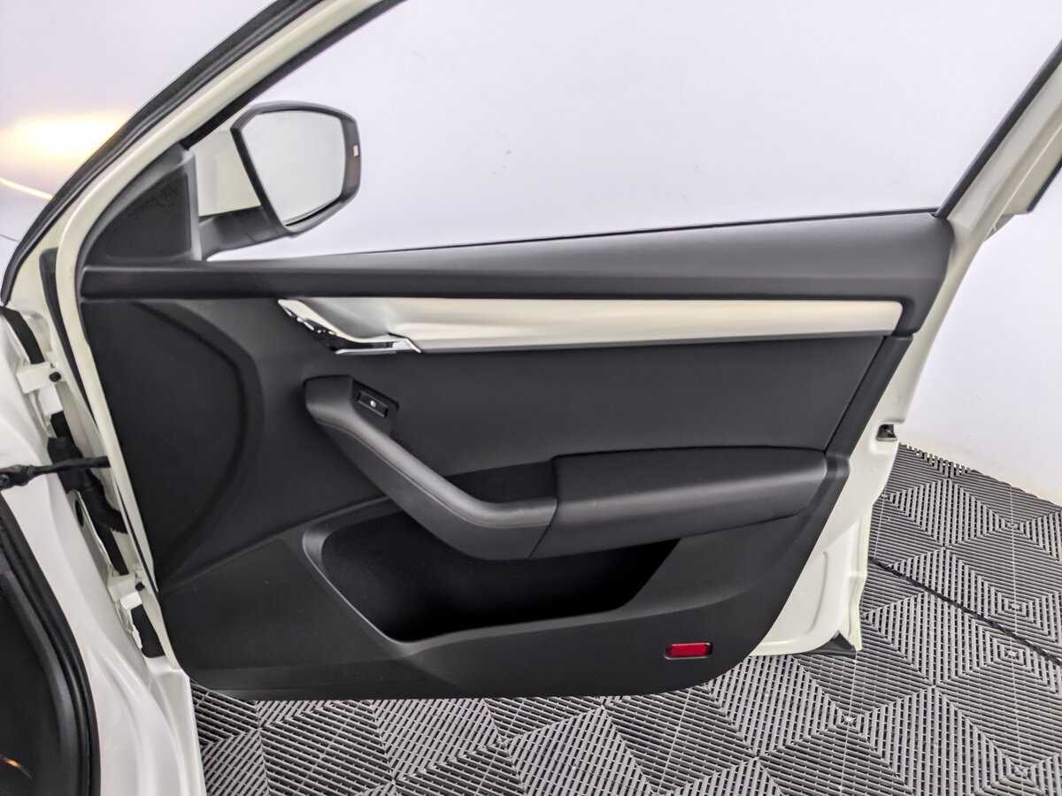 Купить Skoda Octavia с пробегом. Фото: #19