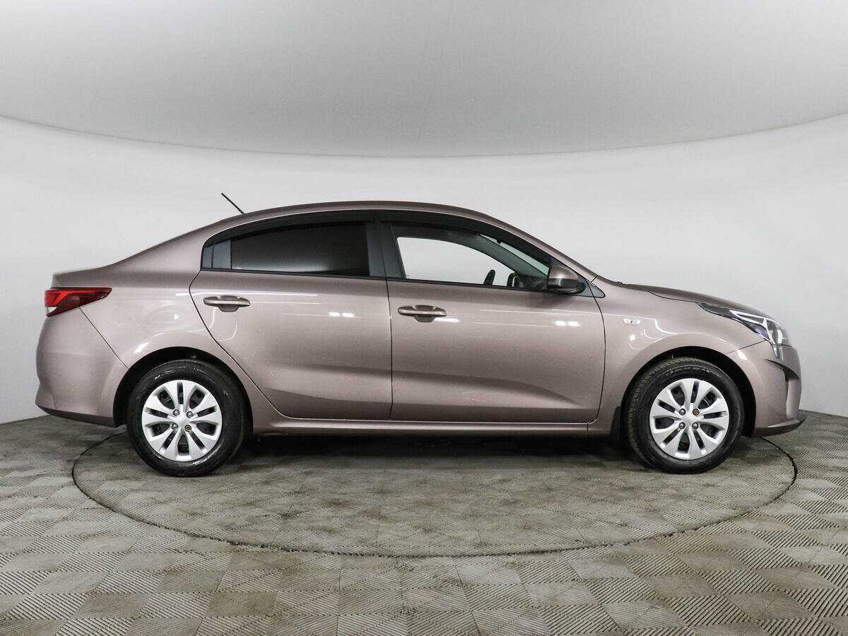 Купить Kia Rio с пробегом. Фото: #3