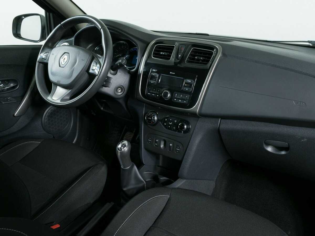 Купить Renault Sandero с пробегом. Фото: #7