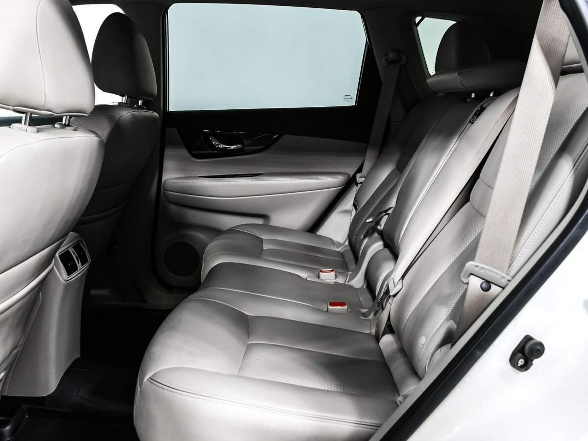 Купить Nissan X-Trail с пробегом. Фото: #12