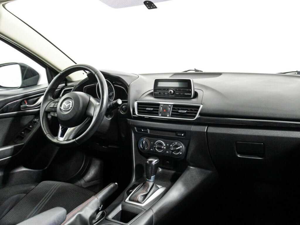 Купить Mazda 3 с пробегом. Фото: #7