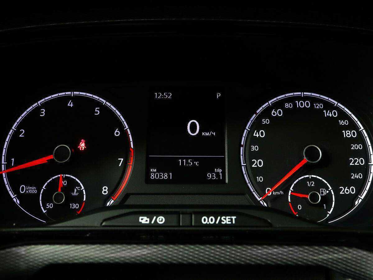 Купить Volkswagen Polo с пробегом. Фото: #7