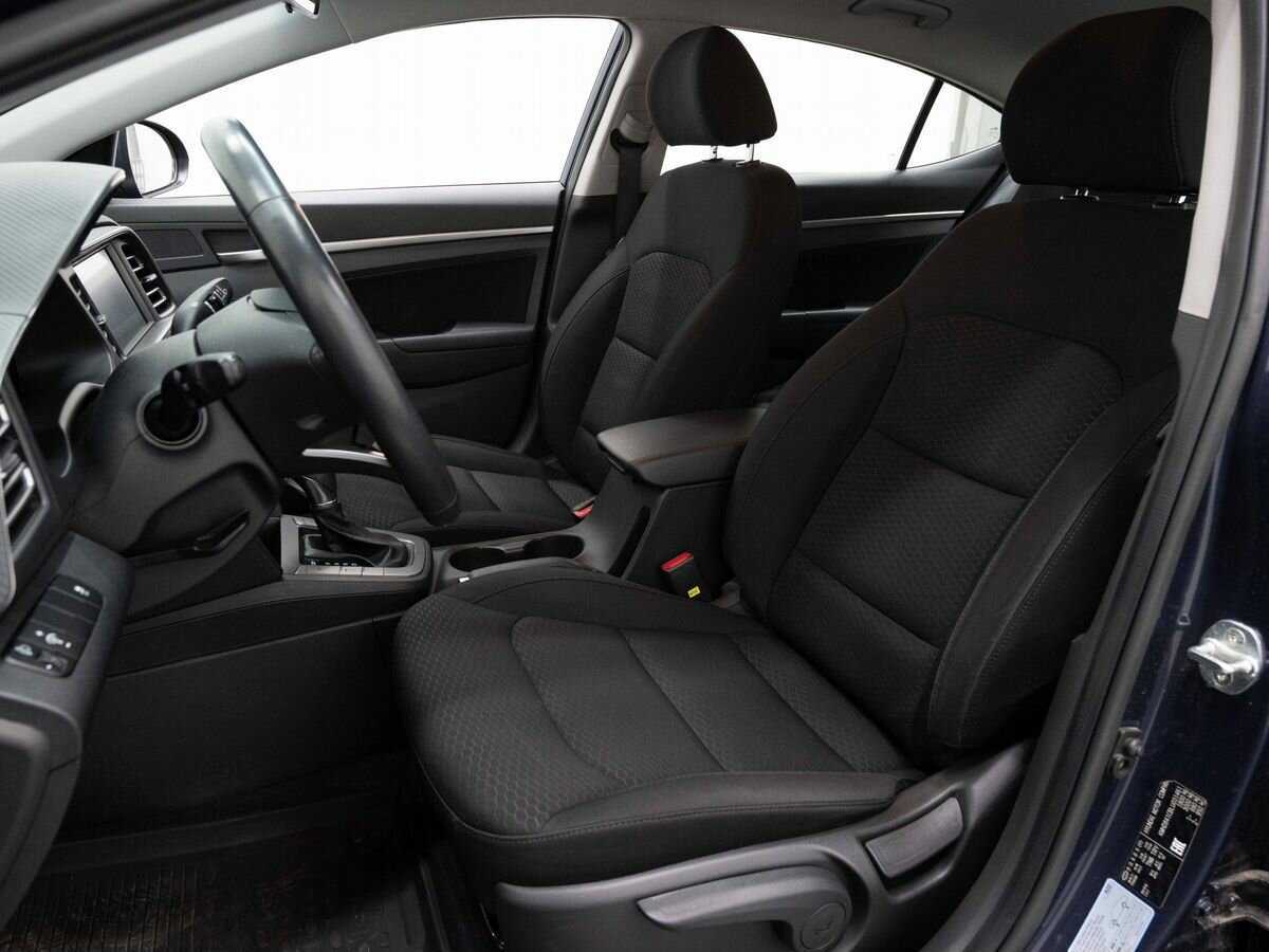 Купить Hyundai Elantra с пробегом. Фото: #9