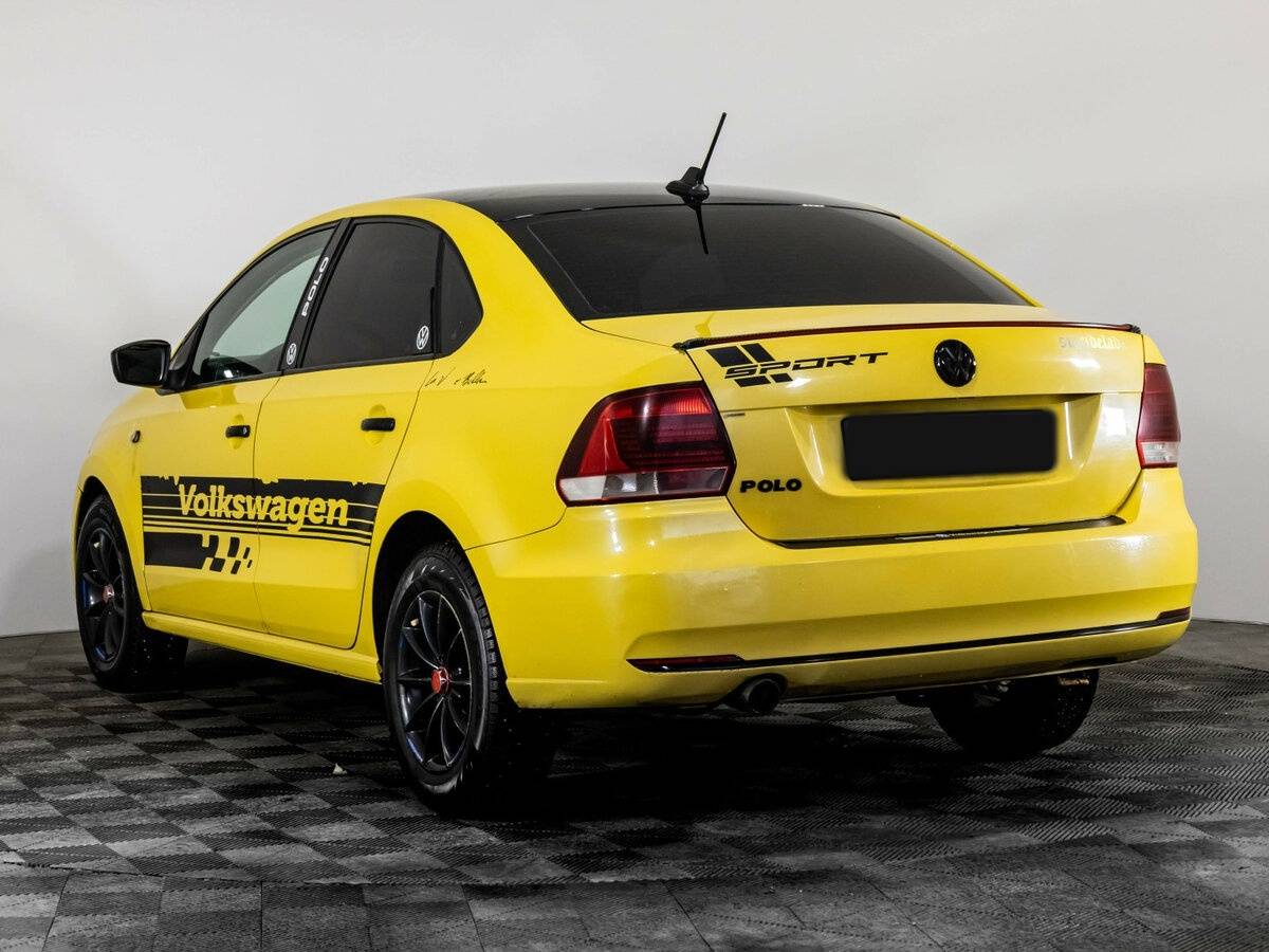 Купить Volkswagen Polo с пробегом. Фото: #5
