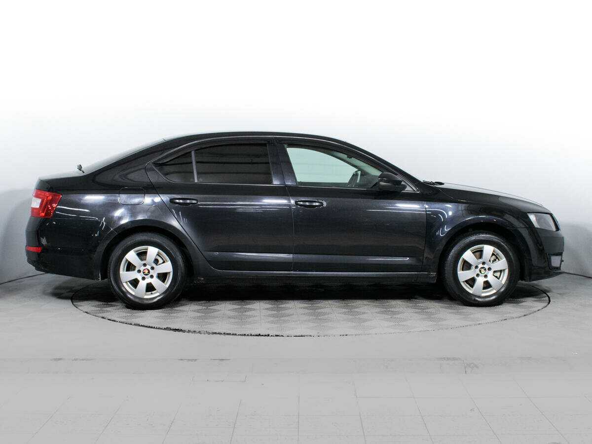 Купить Skoda Octavia с пробегом. Фото: #3