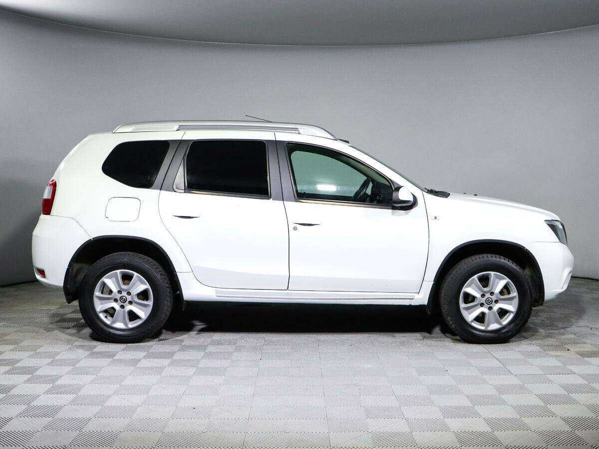 Купить Nissan Terrano с пробегом. Фото: #3