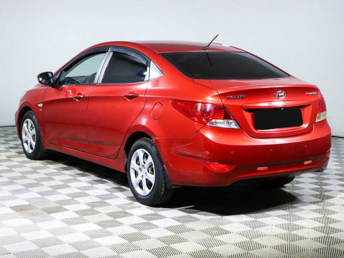 Купить Hyundai Solaris с пробегом. Фото: #5