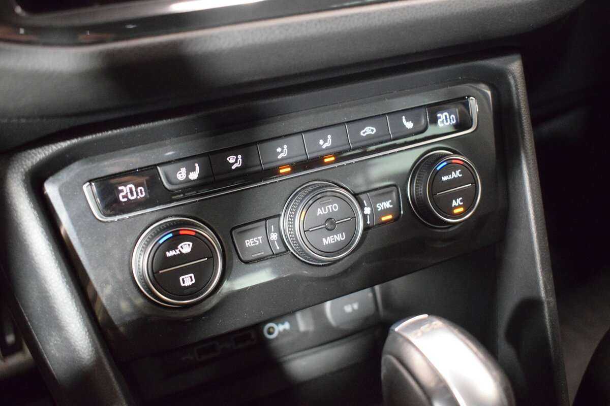 Купить Volkswagen Tiguan с пробегом. Фото: #20