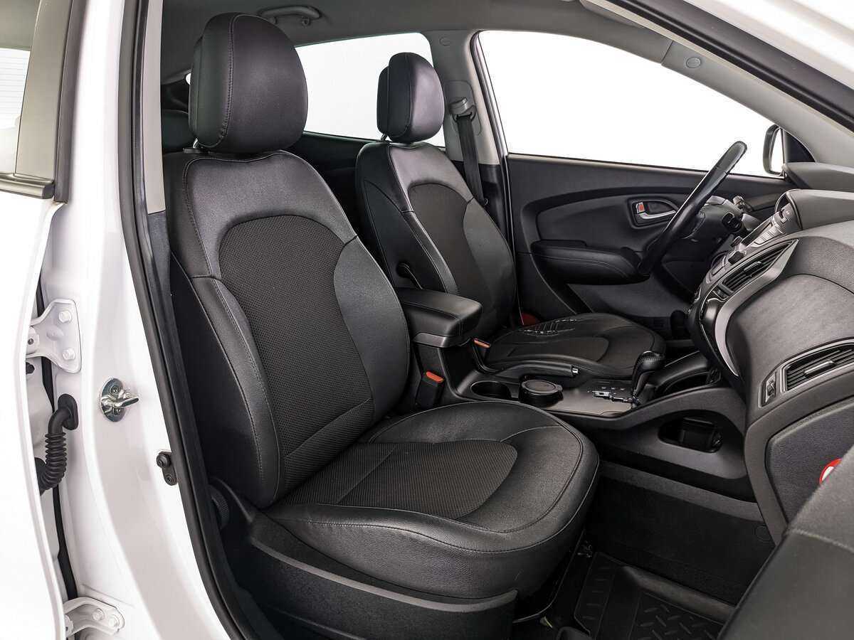 Купить Hyundai ix35 с пробегом. Фото: #23