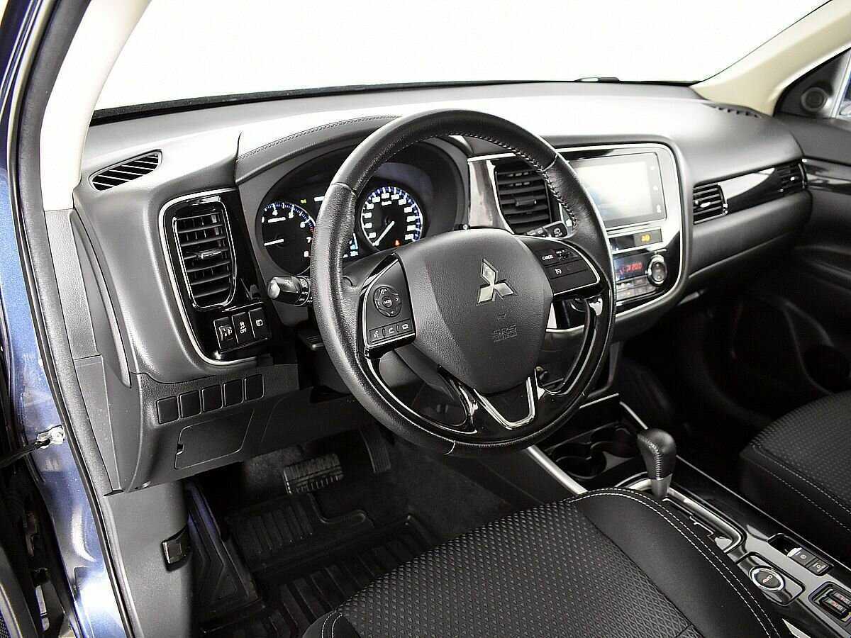 Купить Mitsubishi Outlander с пробегом. Фото: #6