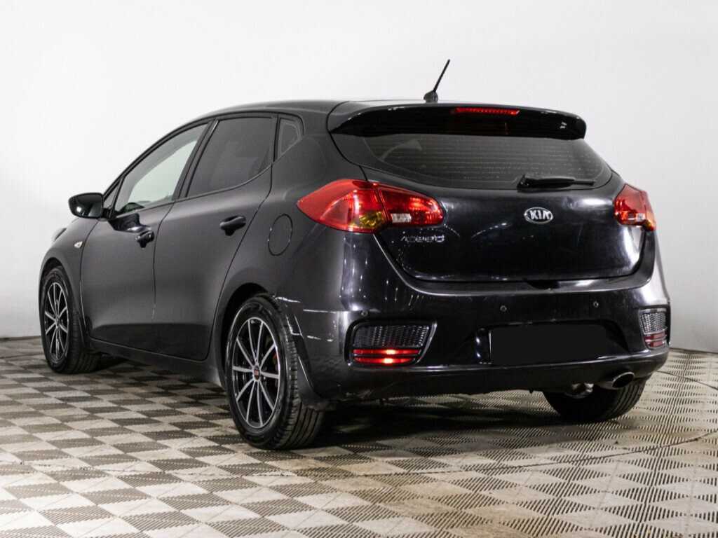 Купить Kia Ceed с пробегом. Фото: #6