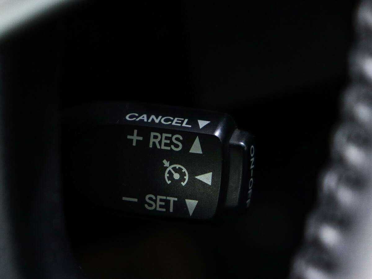 Купить Toyota Camry с пробегом. Фото: #16