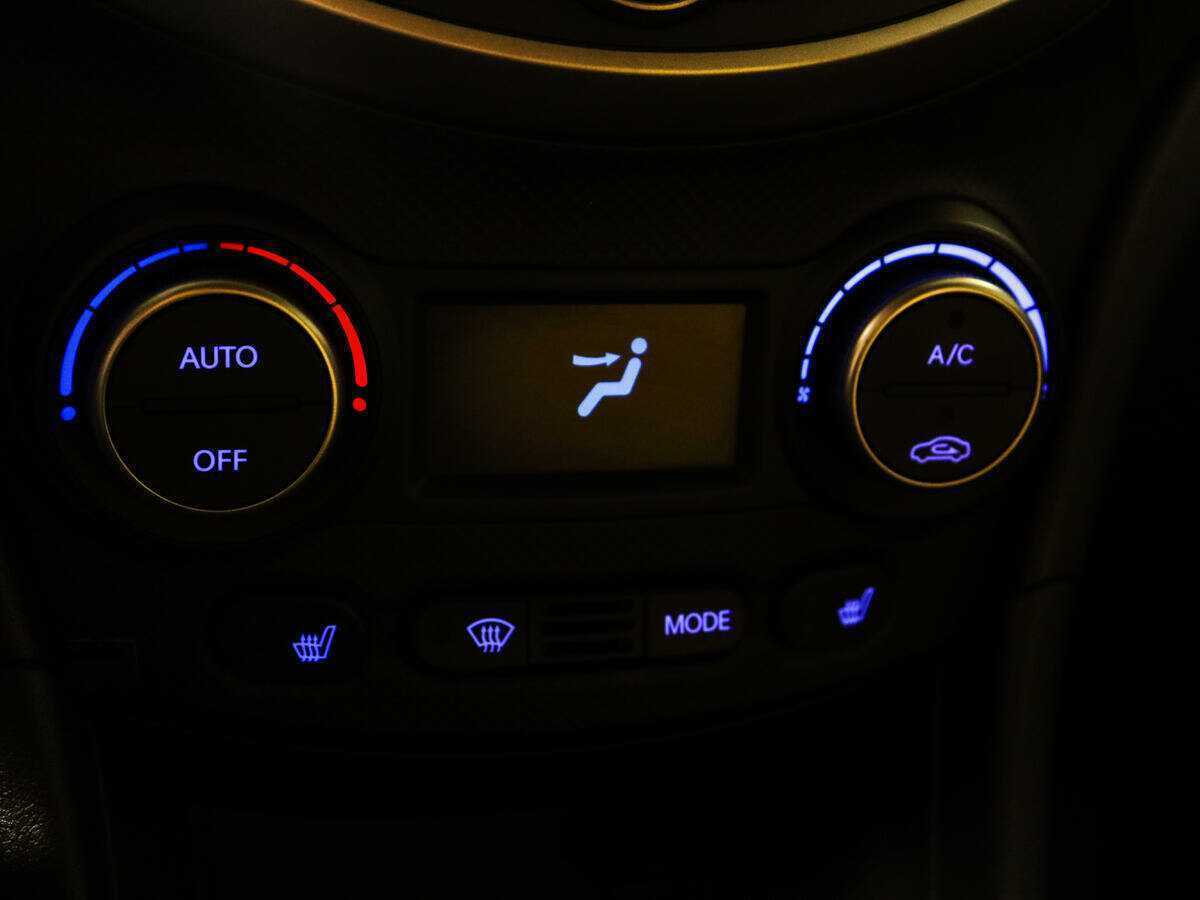 Купить Hyundai Solaris с пробегом. Фото: #12