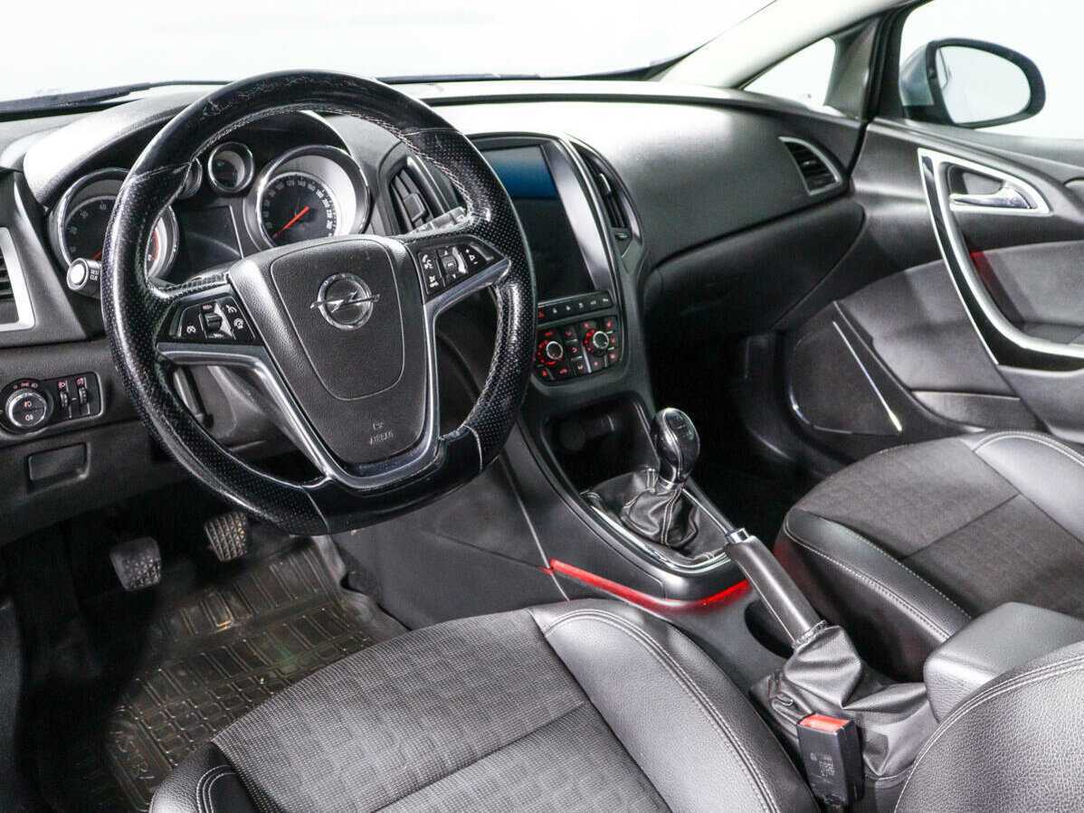 Купить Opel Astra с пробегом. Фото: #10