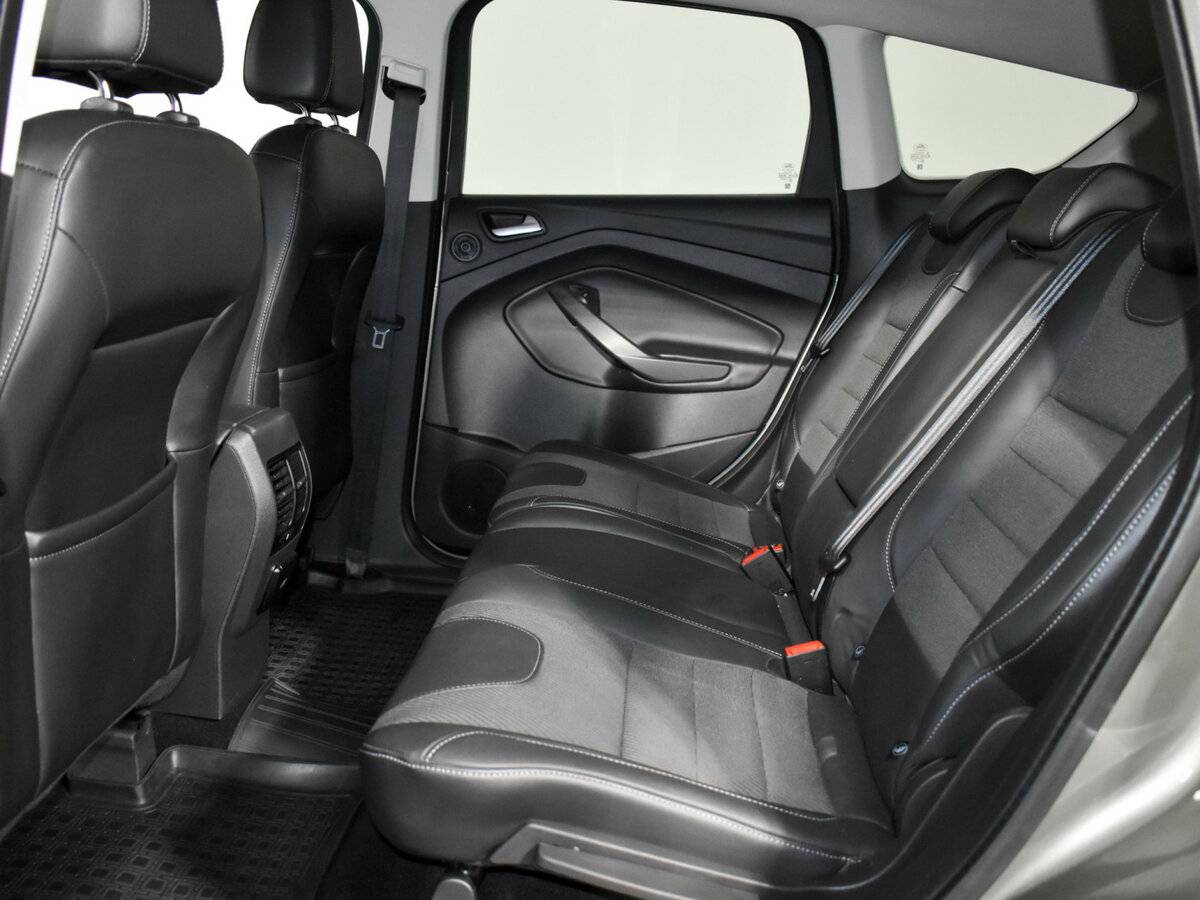 Купить Ford Kuga с пробегом. Фото: #10