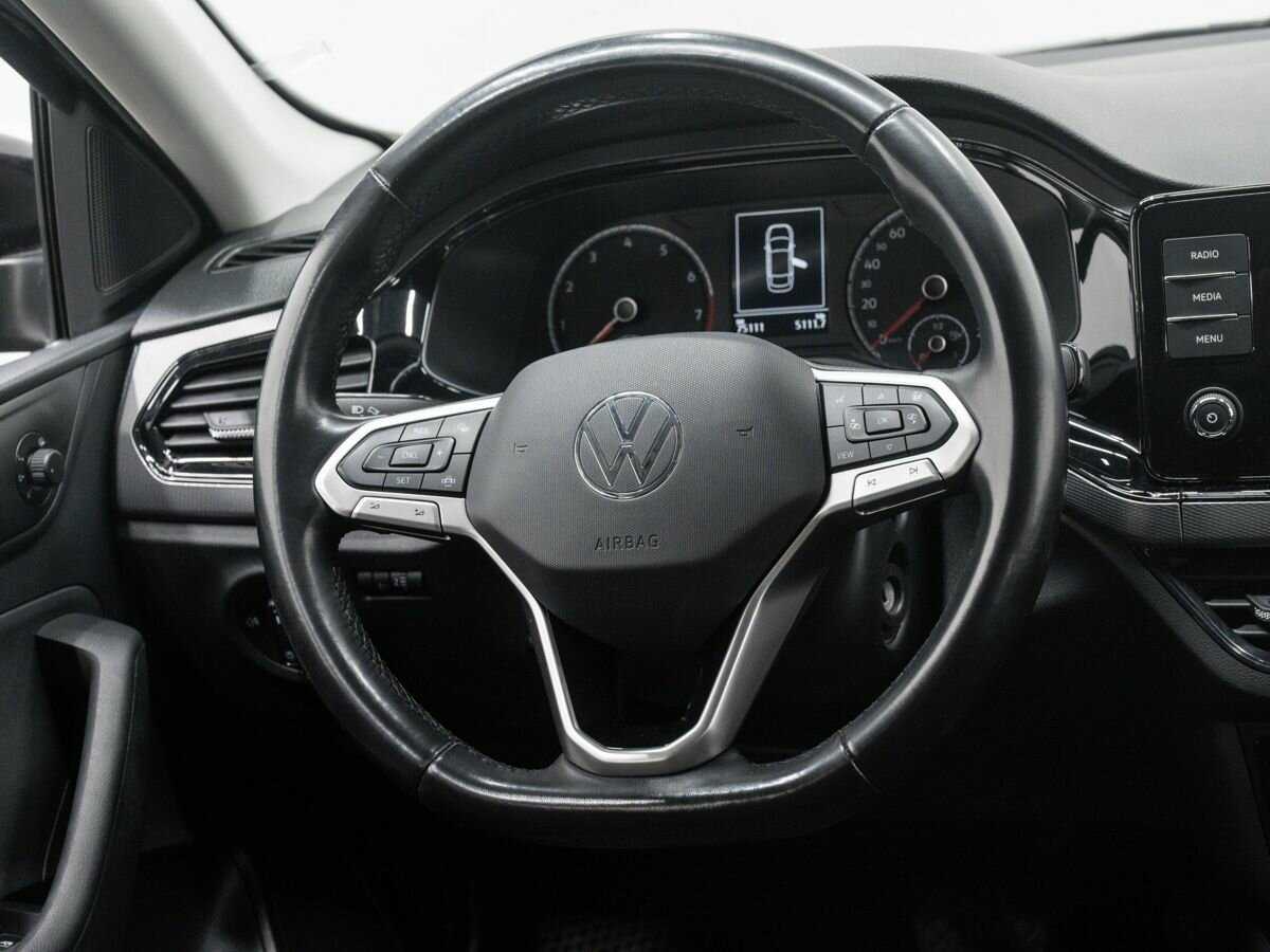 Купить Volkswagen Polo с пробегом. Фото: #11