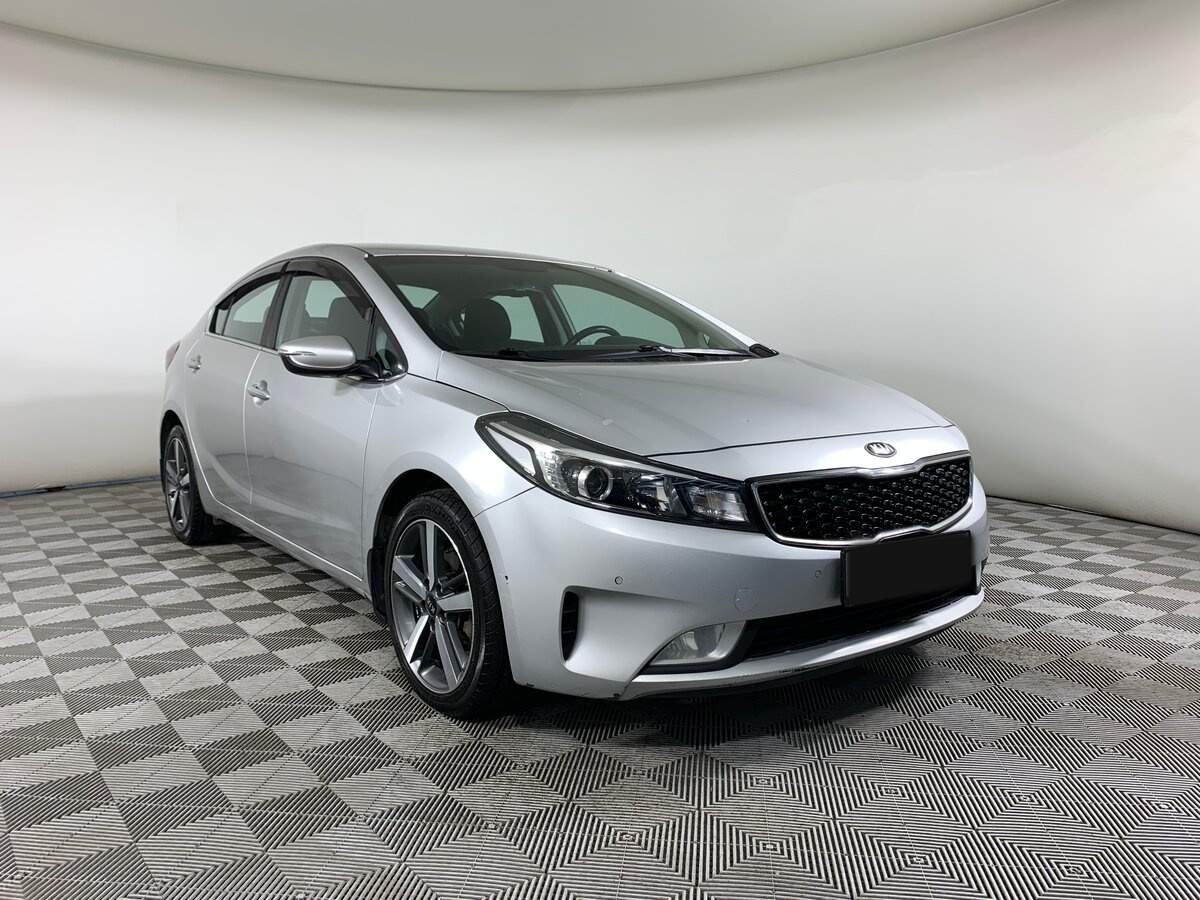 Купить Kia Cerato с пробегом. Фото: #2