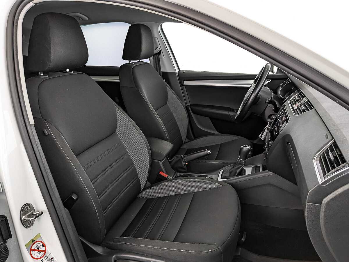 Купить Skoda Octavia с пробегом. Фото: #20