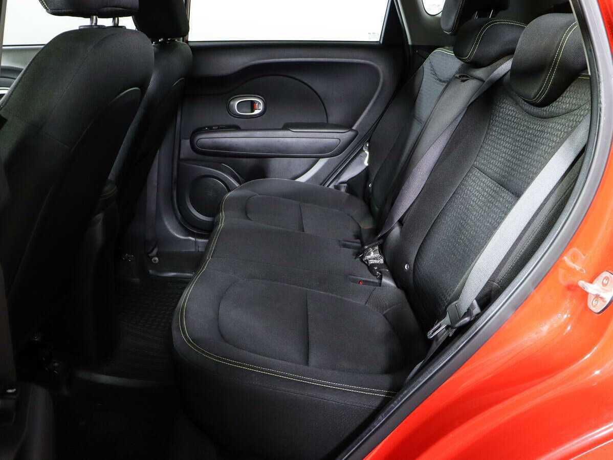 Купить Kia Soul с пробегом. Фото: #8