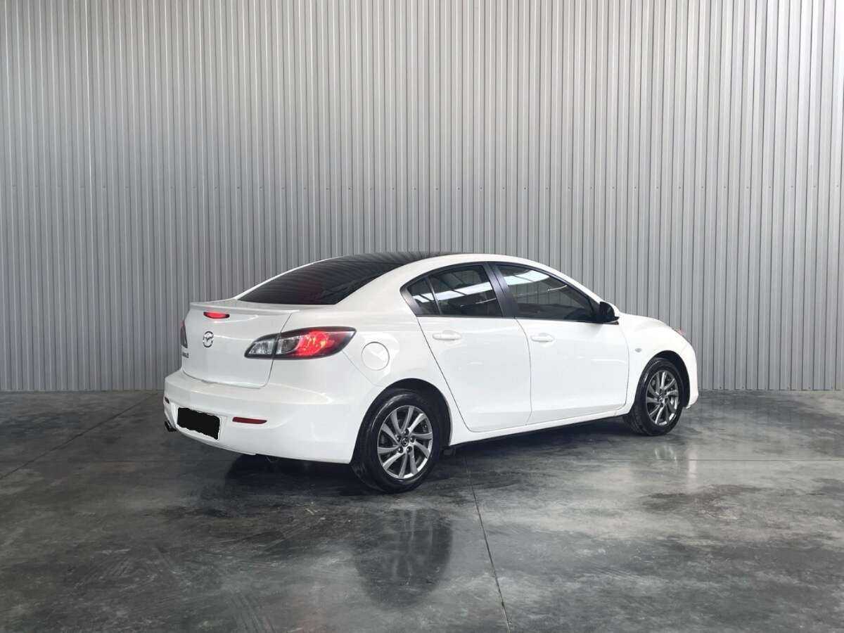 Купить Mazda 3 с пробегом. Фото: #4