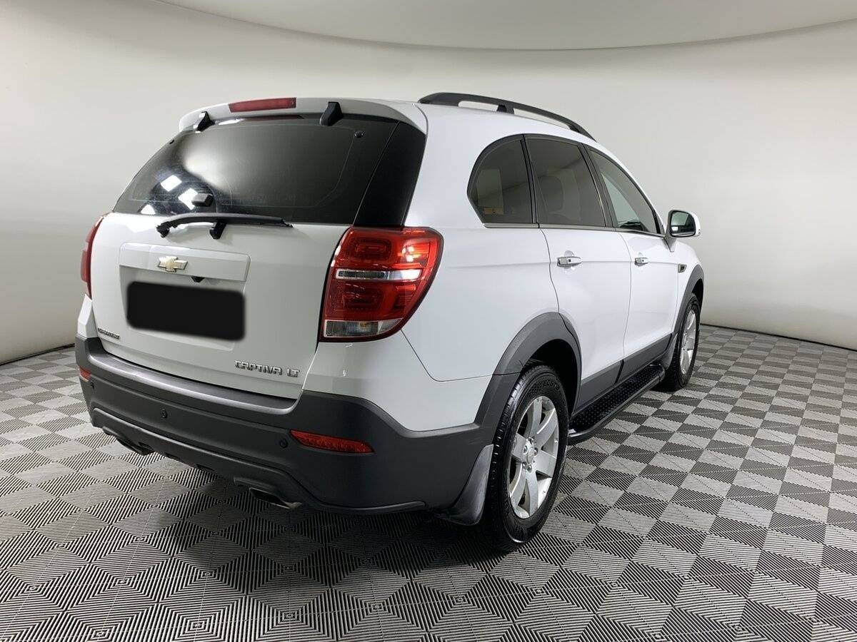 Купить Chevrolet Captiva с пробегом. Фото: #4