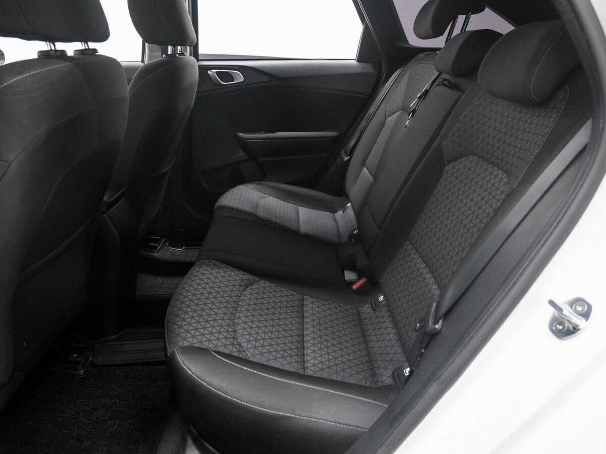 Купить Kia Ceed с пробегом. Фото: #12