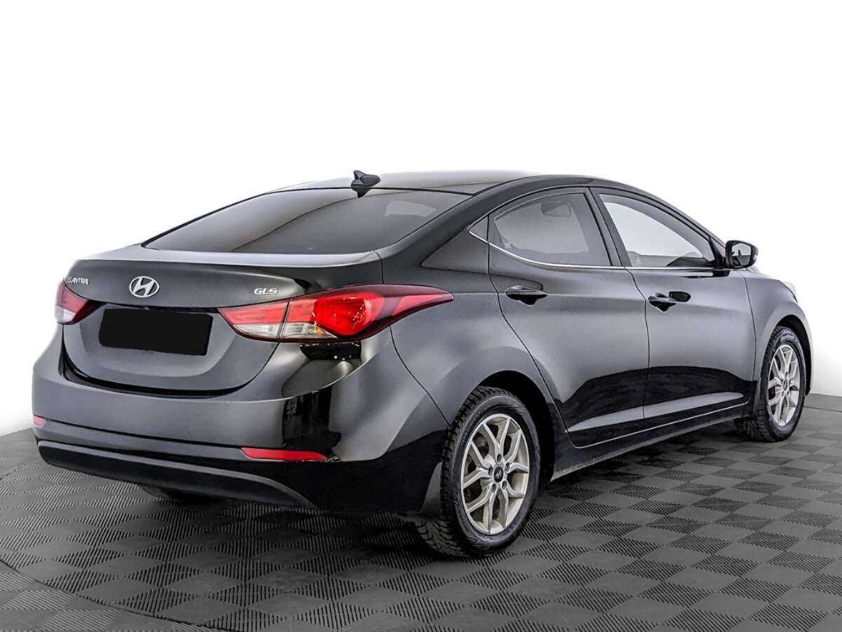 Купить Hyundai Elantra с пробегом. Фото: #4