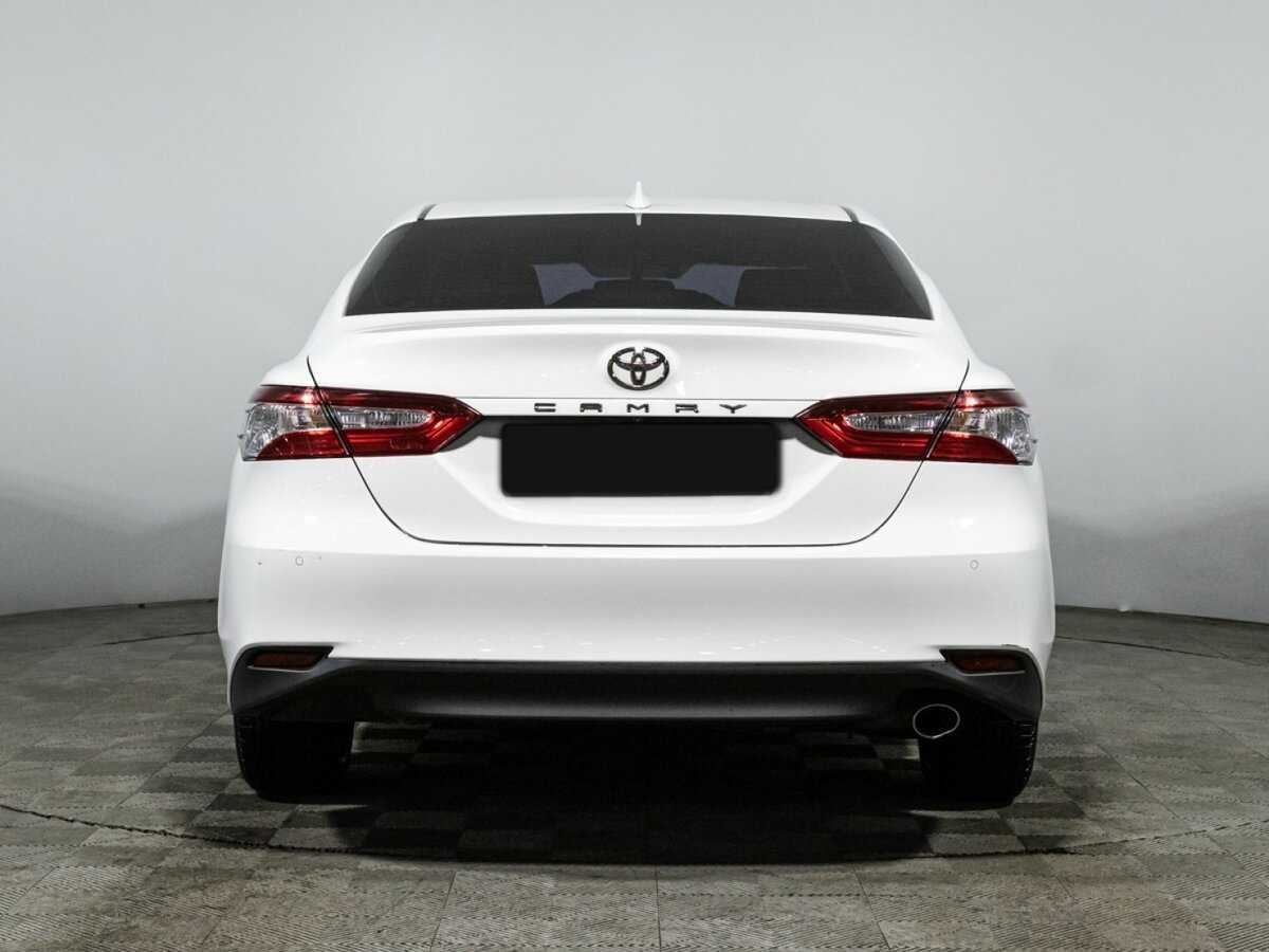 Купить Toyota Camry с пробегом. Фото: #4