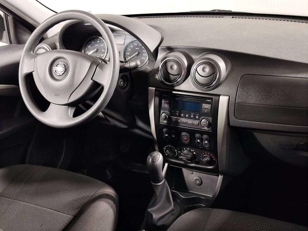 Купить Nissan Almera с пробегом. Фото: #11