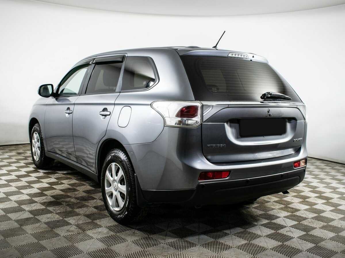 Купить Mitsubishi Outlander с пробегом. Фото: #6
