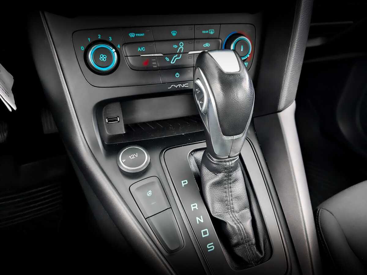 Купить Ford Focus с пробегом. Фото: #21
