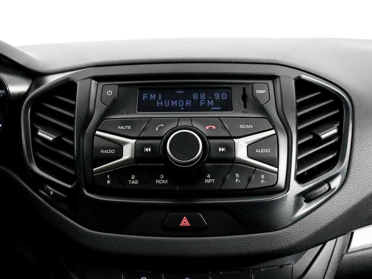 Купить Lada (ВАЗ) Vesta с пробегом. Фото: #12