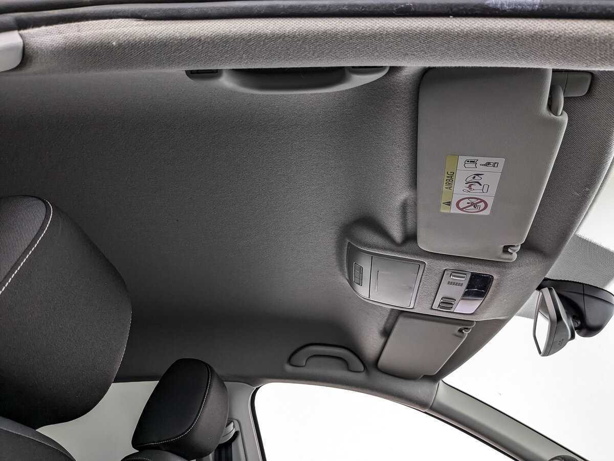 Купить Skoda Rapid с пробегом. Фото: #18