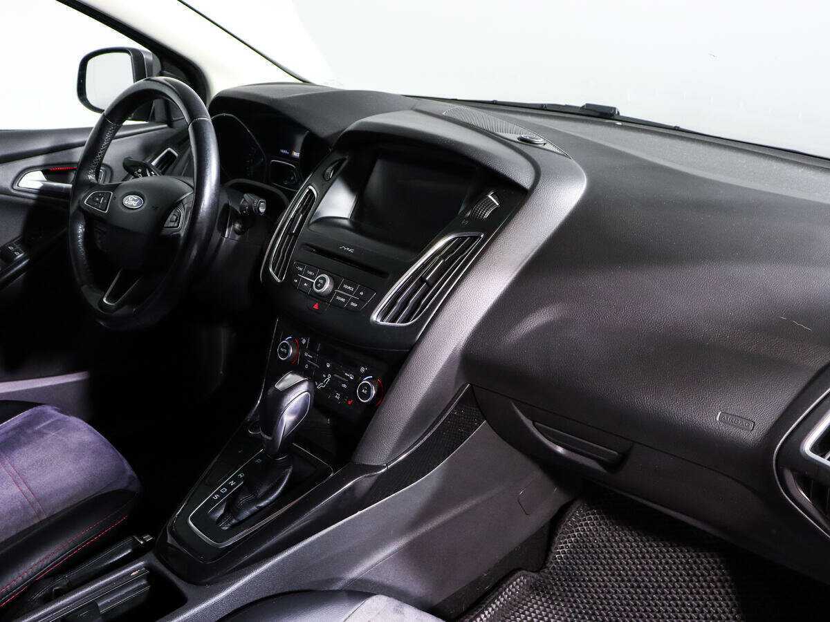 Купить Ford Focus с пробегом. Фото: #8