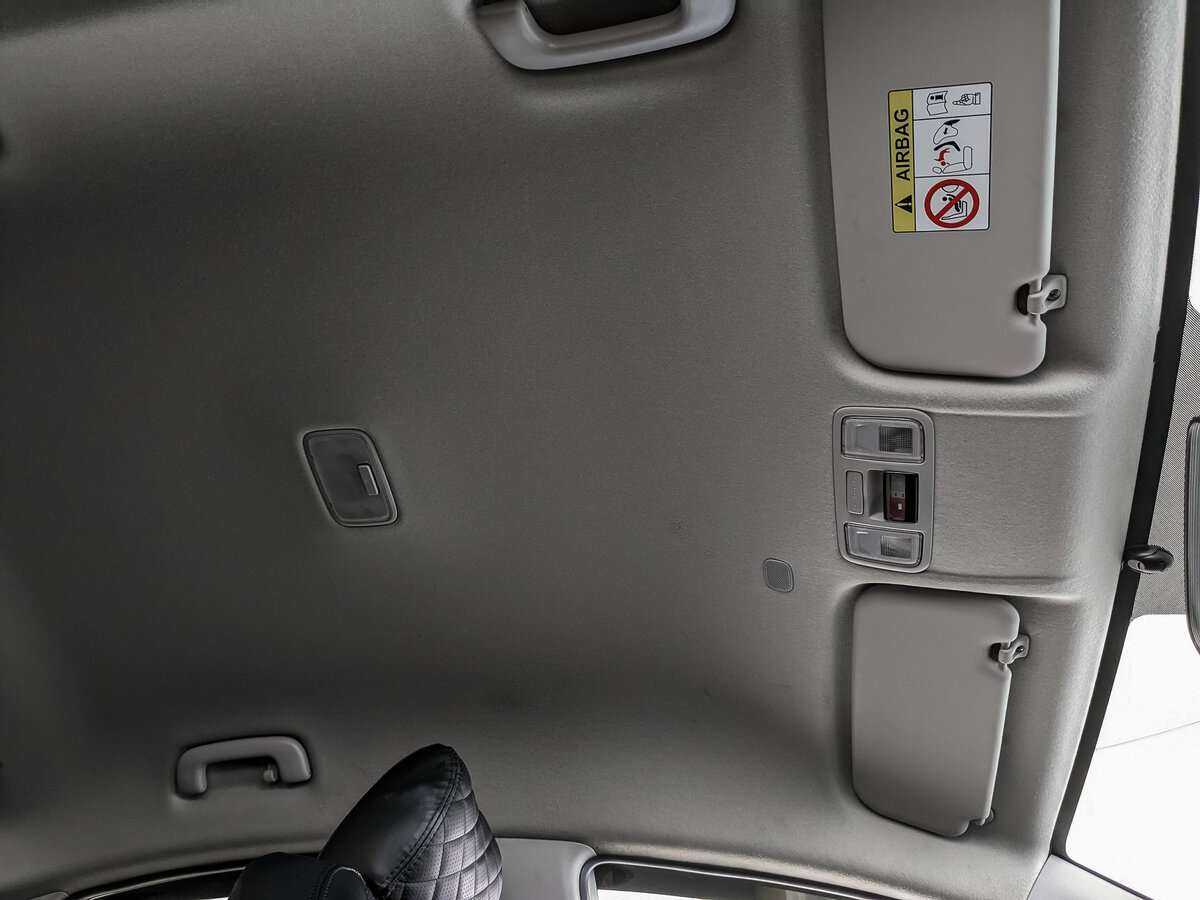 Купить Hyundai Solaris с пробегом. Фото: #18