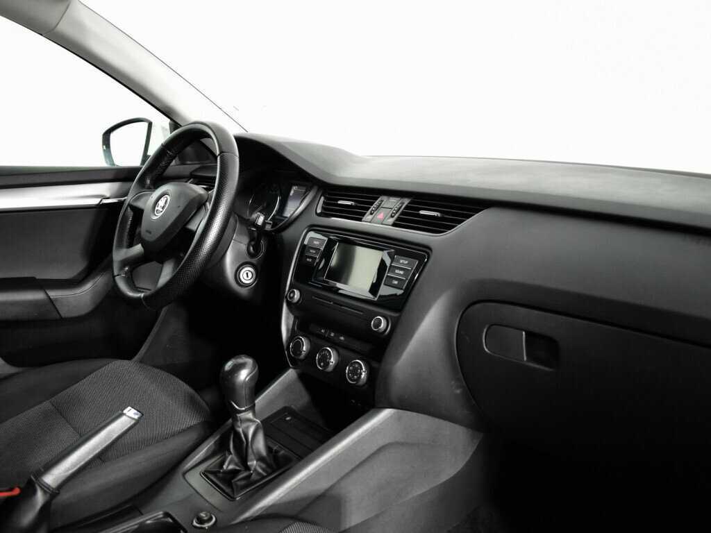 Купить Skoda Octavia с пробегом. Фото: #8