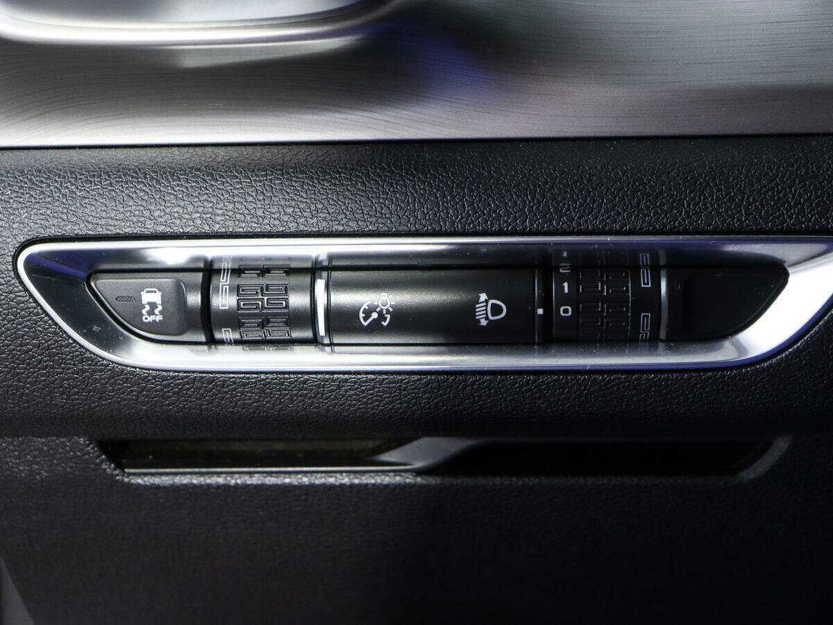 Купить Geely Coolray с пробегом. Фото: #13