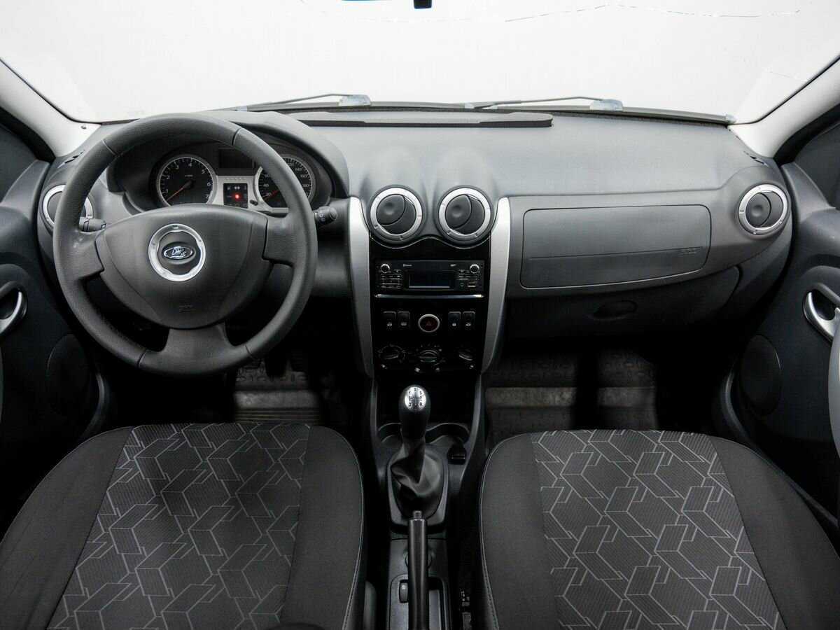 Купить Lada (ВАЗ) Largus с пробегом. Фото: #9