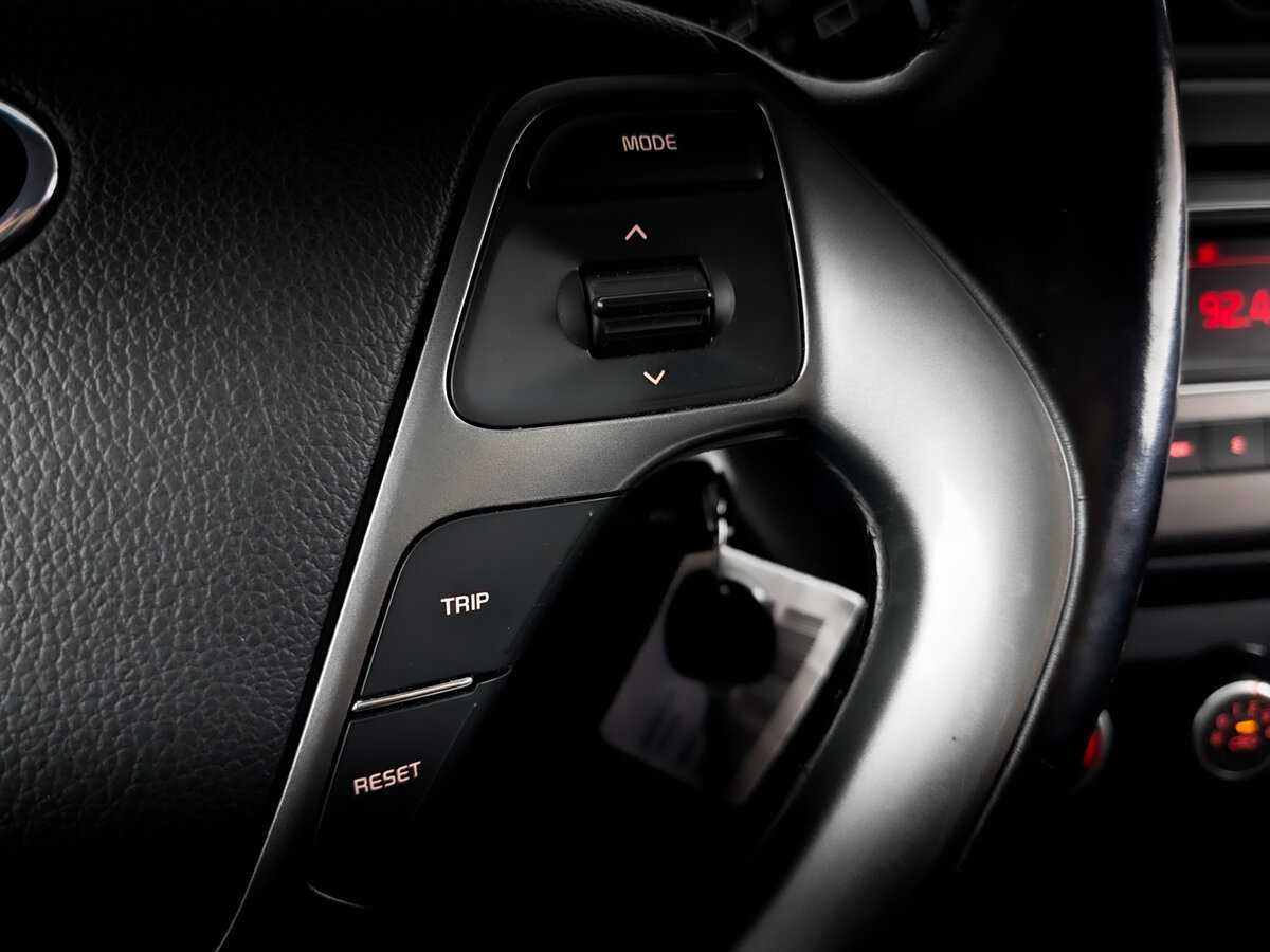 Купить Kia Rio с пробегом. Фото: #25