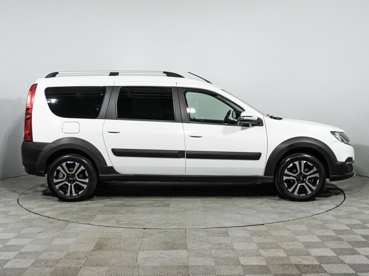 Купить Lada (ВАЗ) Largus с пробегом. Фото: #3